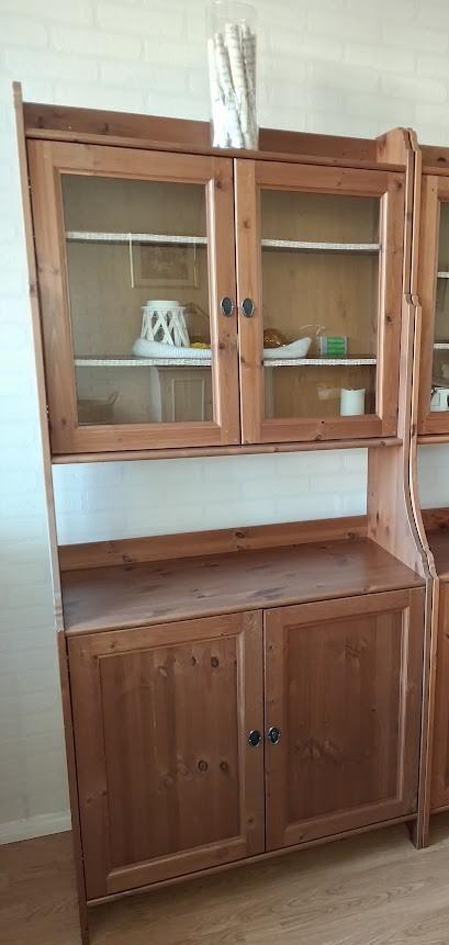IKEA buffetkast Leksvik, Huis en Inrichting, Kasten | Buffetkasten, Gebruikt, 150 tot 200 cm, 50 tot 100 cm, 25 tot 50 cm, Met deur(en)