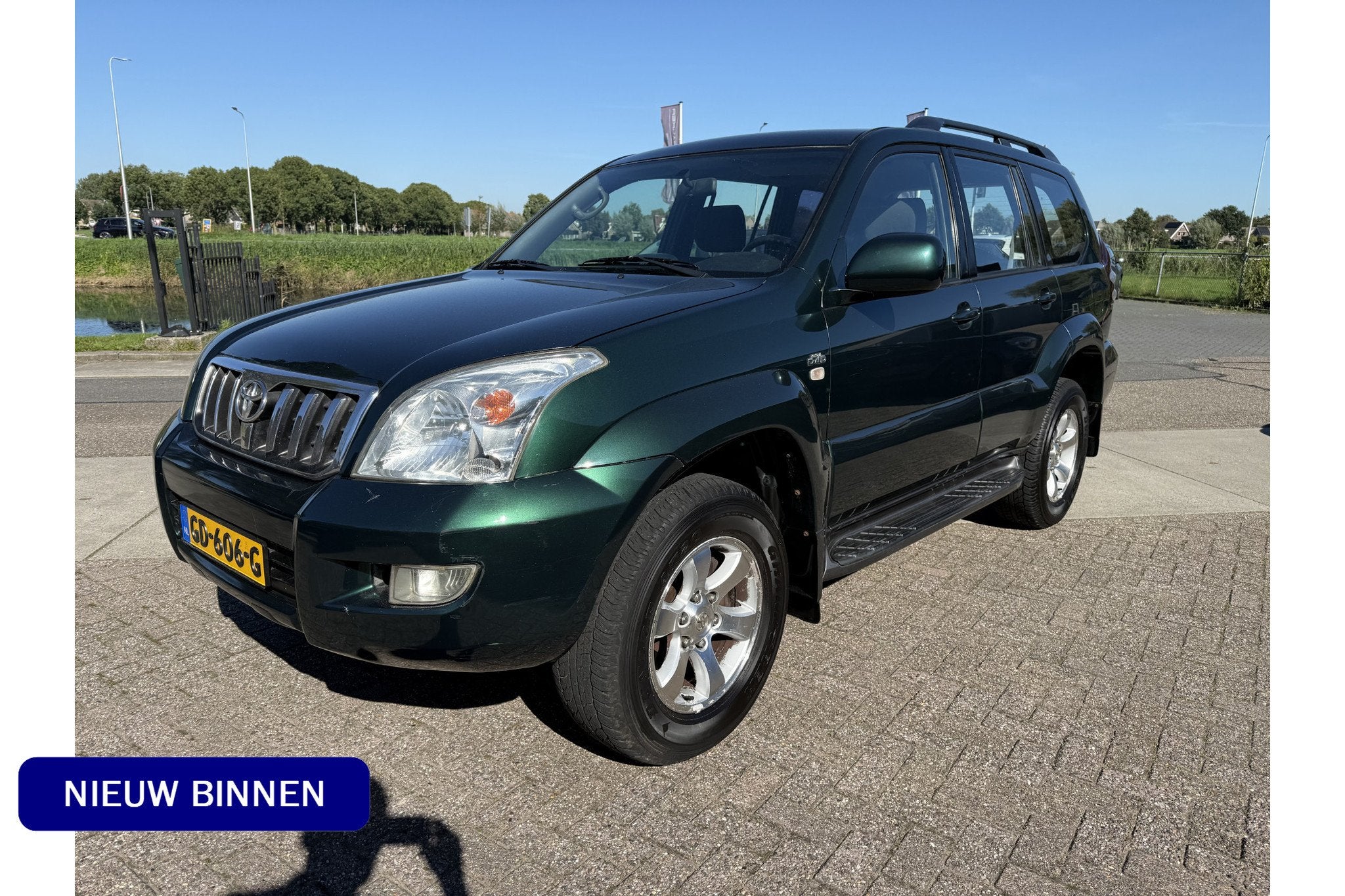 Toyota Land Cruiser 3.0 D-4D LX Automaat * APK tot 09-2027 *, Auto's, Automaat, Metallic lak, Gebruikt, 4 cilinders