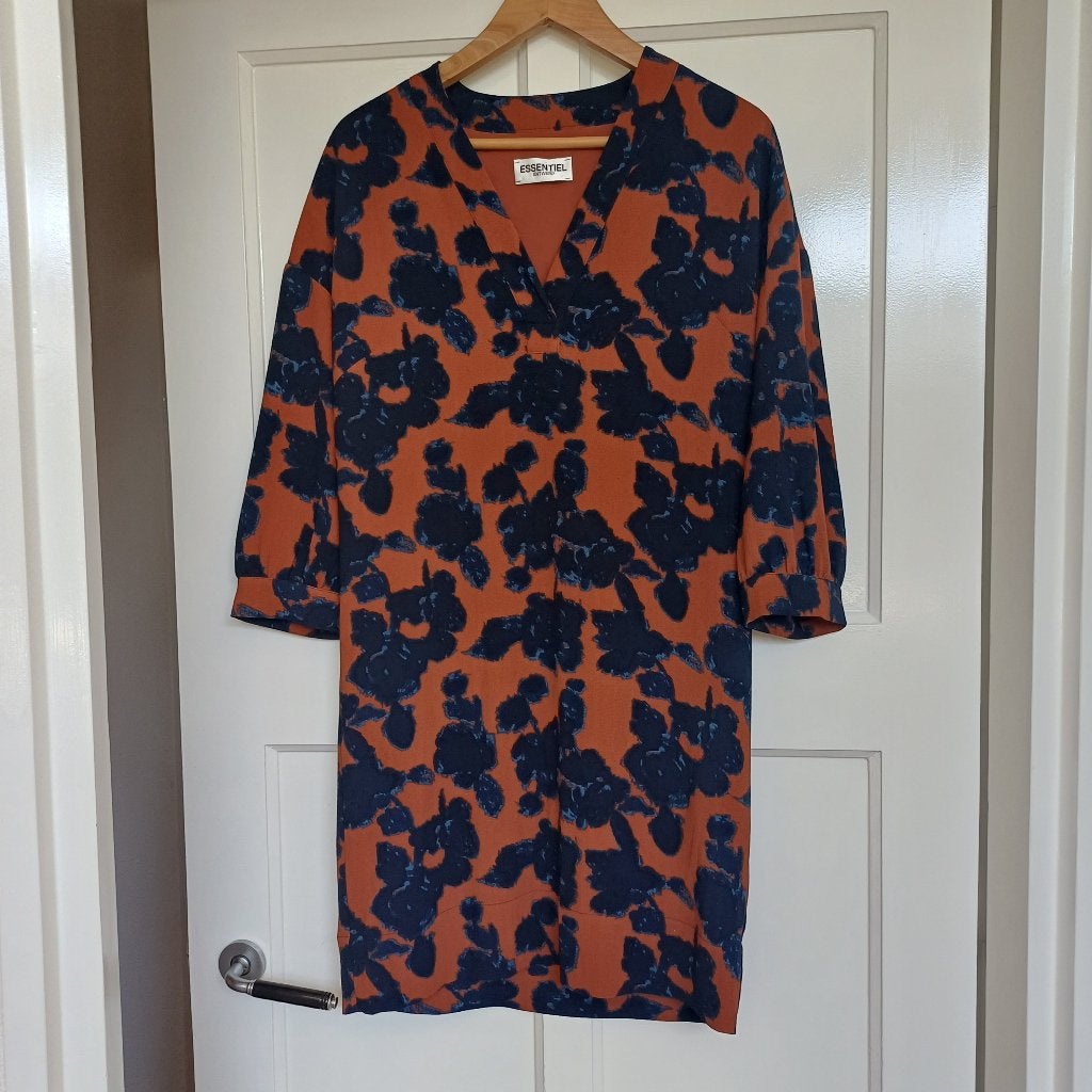 Essentiel Antwerp jurk / tuniek, maat 38. Nieuwstaat., Kleding | Dames, Jurken, Maat 38/40 (M), Bruin, Ophalen of Verzenden, Zo goed als nieuw