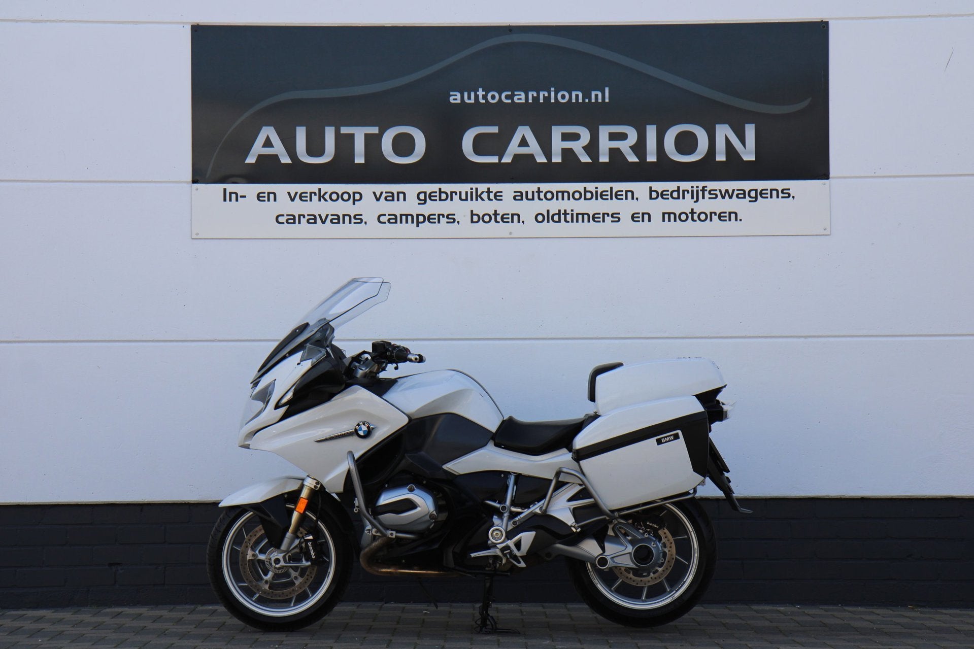 BMW Tour R 1200 RT uit 2017 met 72.524KM NL motor 1ste eig., Motoren, Motoren | BMW, Info@autocarrion.nl, Bedrijf, Houtduifstraat 30
4901BR  Oosterhout, NL
