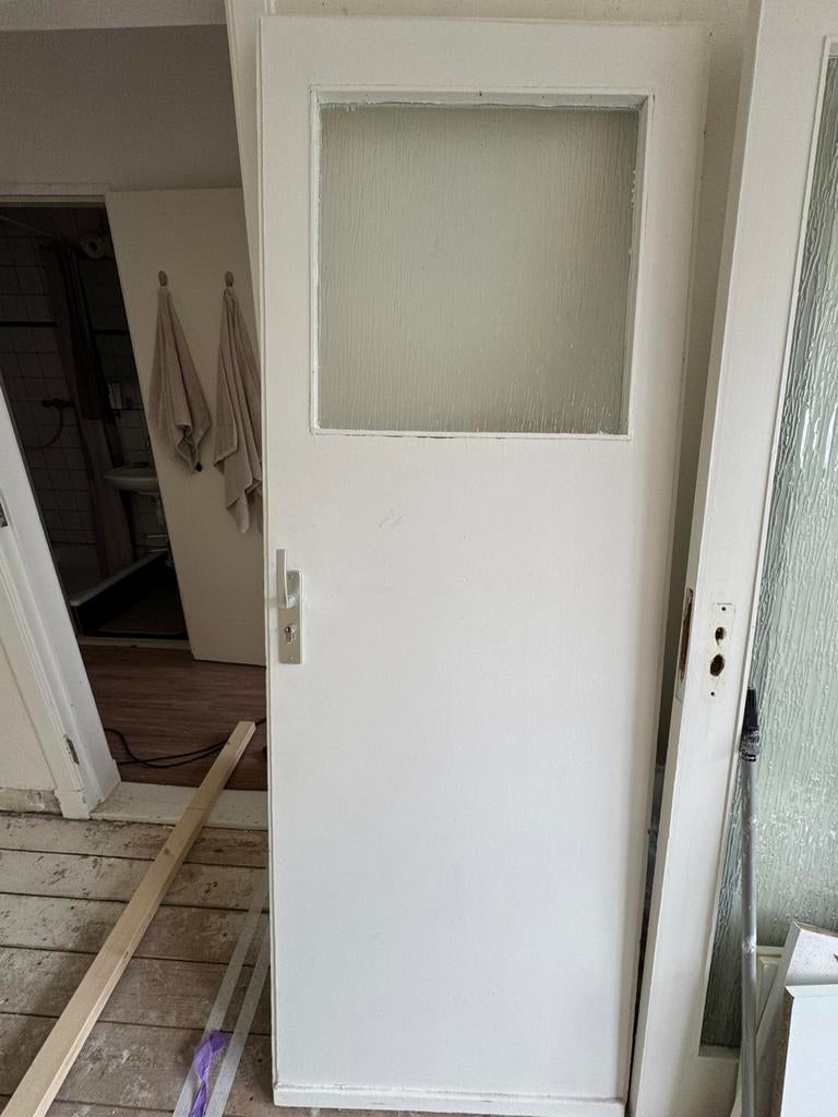 Deuren 210x77 gratis ophalen vier stuks, Doe-het-zelf en Verbouw, Deuren en Horren, Ophalen, Zo goed als nieuw, Binnendeur, 200 tot 215 cm