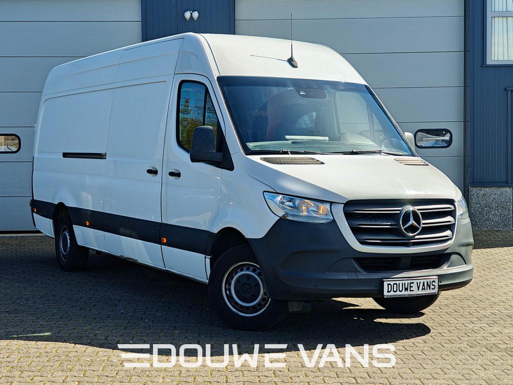 Mercedes-Benz Sprinter L3H2 314 MBUX 360 Camera Navigatie Ca, Auto's, Automaat, Gebruikt, Mercedes-Benz, Bedrijf