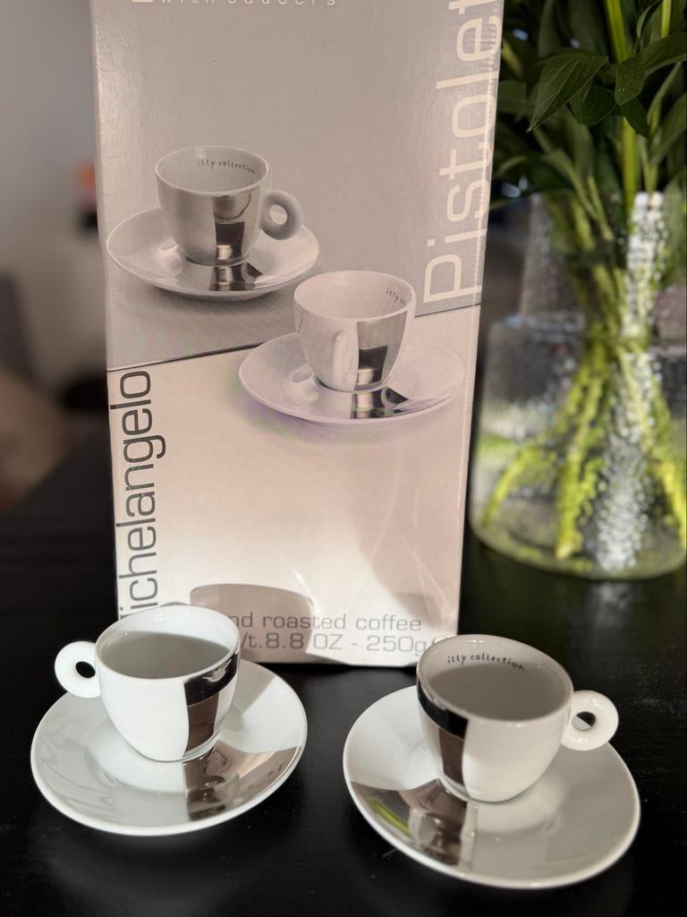Illy Collection Michelangelo Pistoleto espressokopjes, Ophalen, Zo goed als nieuw, Overige stijlen, Kop(pen) en/of Schotel(s)