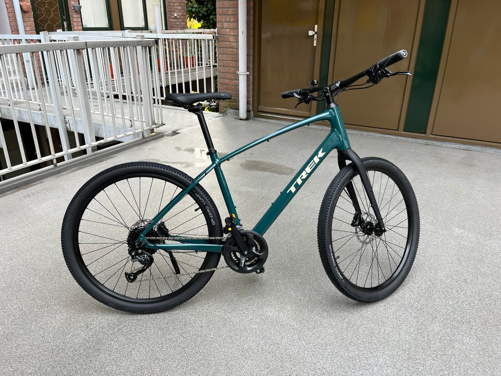 TREK Dual Sport 2 Gen 5 – hybride / allround – maat L, Ophalen, Zo goed als nieuw, Trek