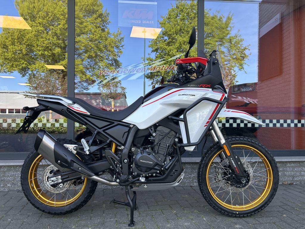 QJMOTOR SRT 450 RX 2026, Toermotor, QJMOTOR, Lorentzlaan 14
3401 MX  IJsselstein, NL, MotoMondo B.V.