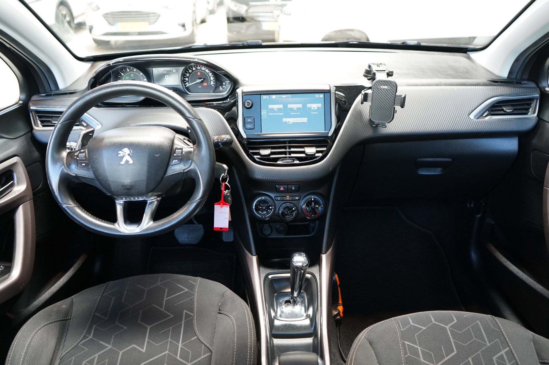Peugeot 2008 1.2 PureTech Active | AUTOMAAT | CRUISE | PDC |, Auto's, Euro 6, 1199 cc, 82 pk, 23 km/l