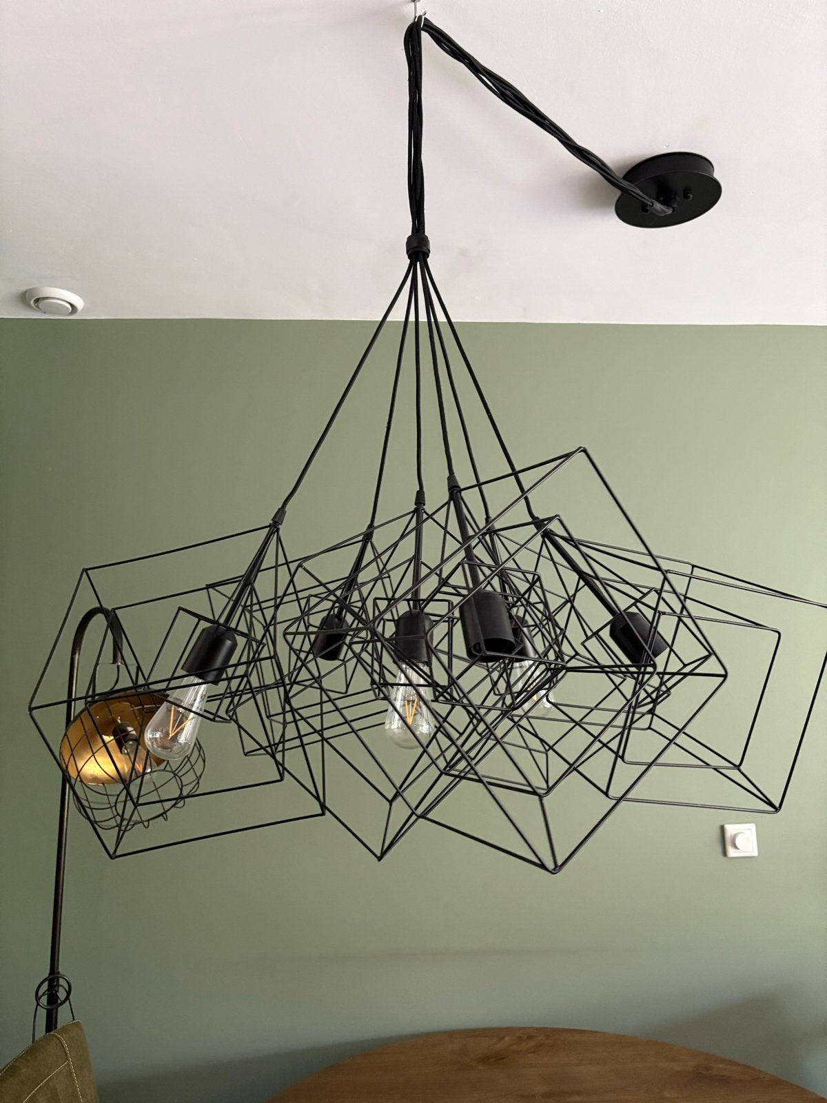 Aparte hanglamp met geometrisch design - Zo goed als nieuw, Huis en Inrichting, Lampen | Hanglampen, Ophalen, Zo goed als nieuw