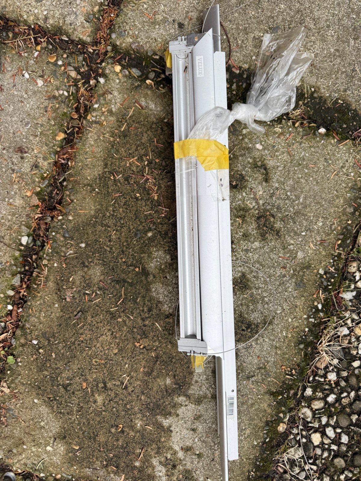 Velux rolgordijn 24BJB1 83883200A02, Gebruikt, Overige merken, Verduisterend, Ophalen of Verzenden