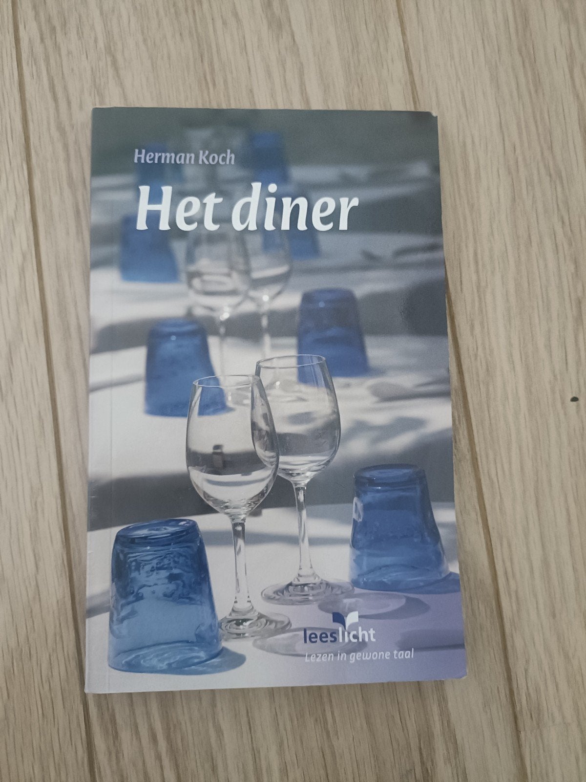 Het diner - Herman Koch (Leeslicht), Ophalen of Verzenden, Zo goed als nieuw, Herman Koch, Nederland