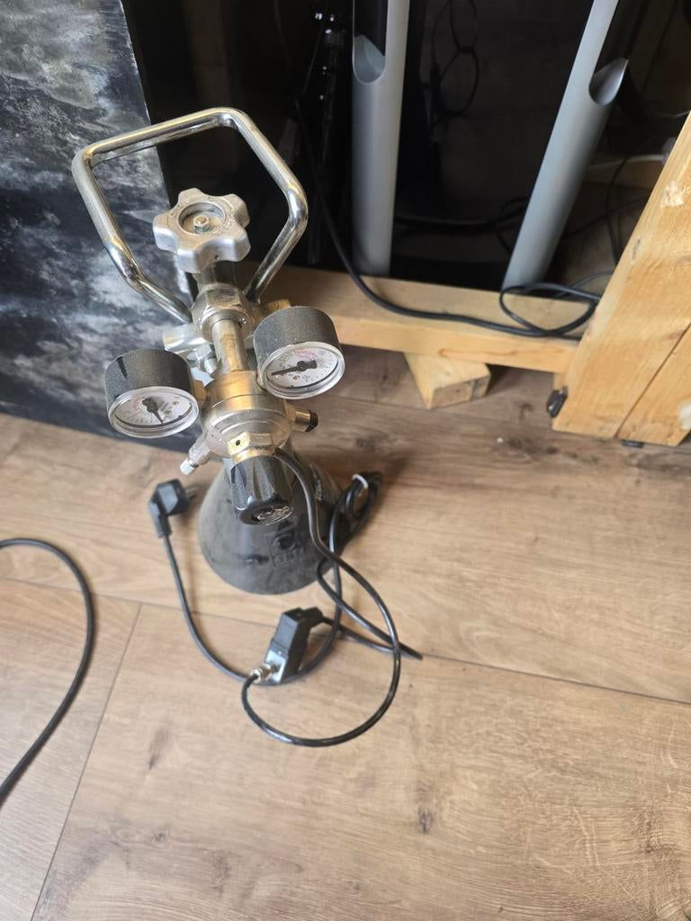 Complete co2 sets met 2 flessen, Dieren en Toebehoren, Ophalen