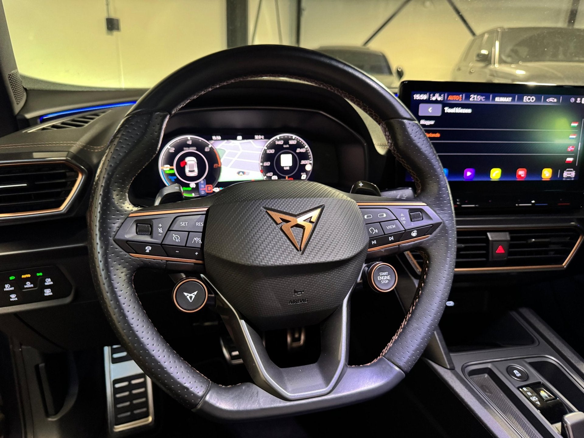 CUPRA Formentor 1.4 e-Hybrid VZ Performance PANO KEYLESS CAM, Auto's, Cupra, Gebruikt, 4 cilinders, Zwart, Leder