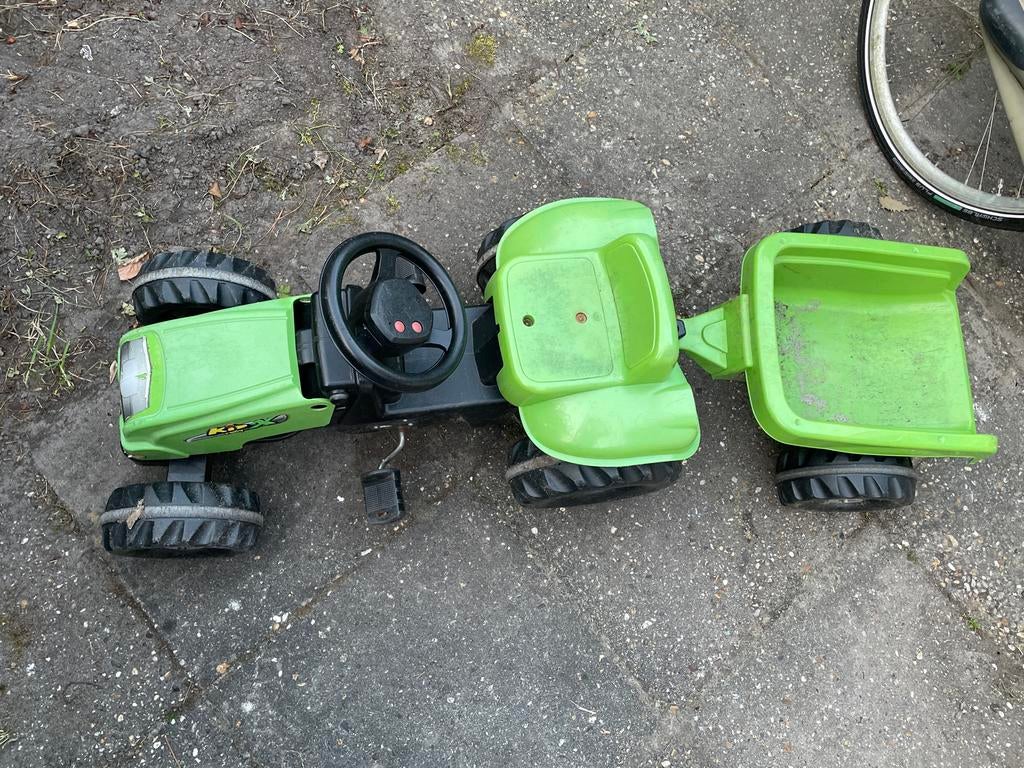 Groene traptractor met aanhanger - Kixx, Kinderen en Baby's, Speelgoed | Buiten | Voertuigen en Loopfietsen, Ophalen, Gebruikt