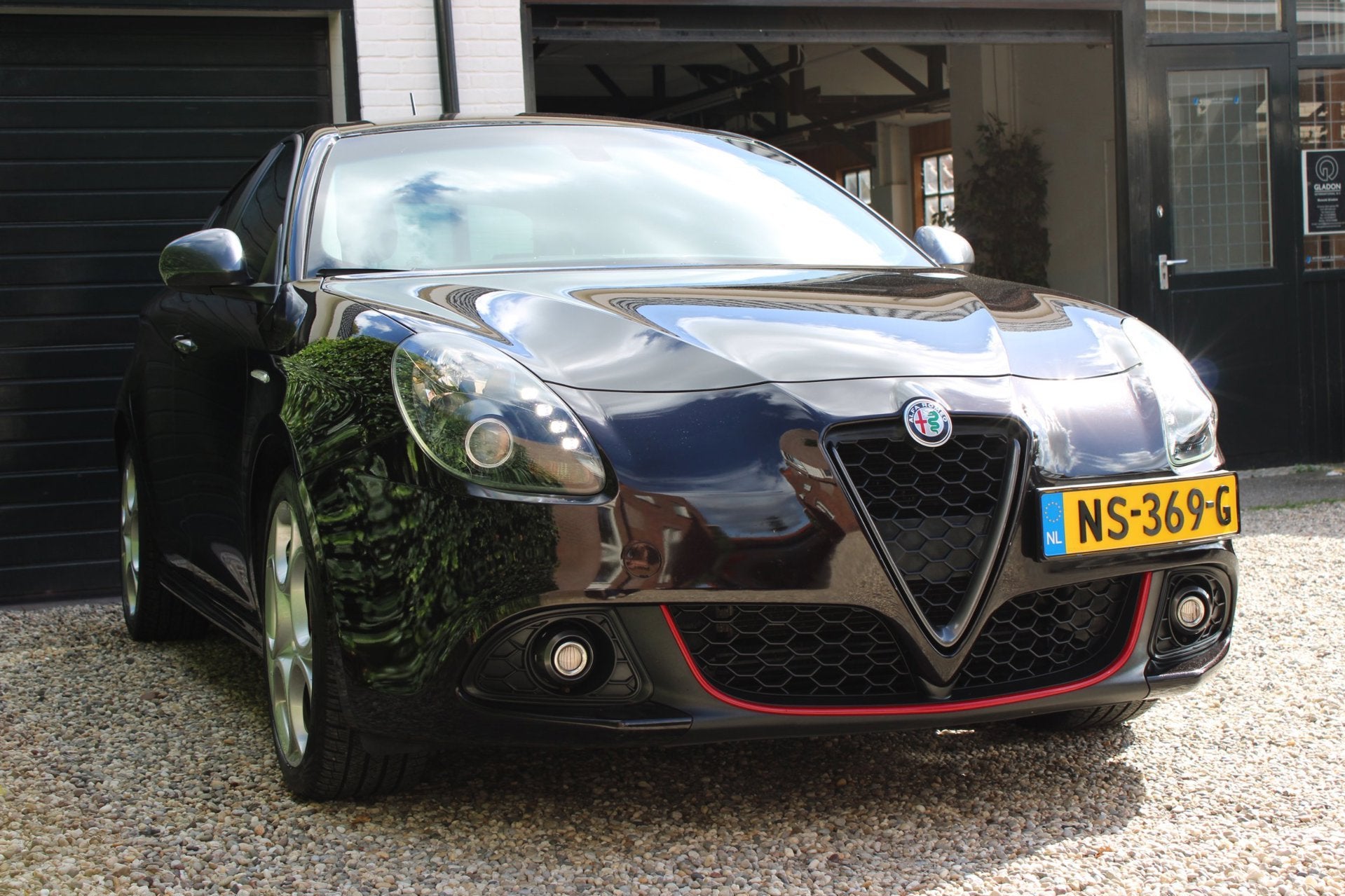 Alfa Romeo Giulietta 1.4 Turbo MultiAir Super | 170 PK | Aut, Auto's, 4 cilinders, Alcantara, Zwart, Origineel Nederlands