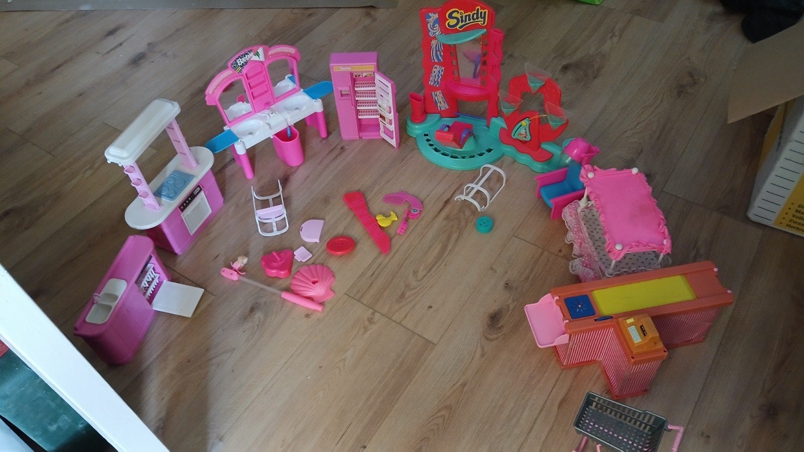 Grote set Barbie en Sindy speelgoed, Ophalen of Verzenden, Gebruikt, Barbie