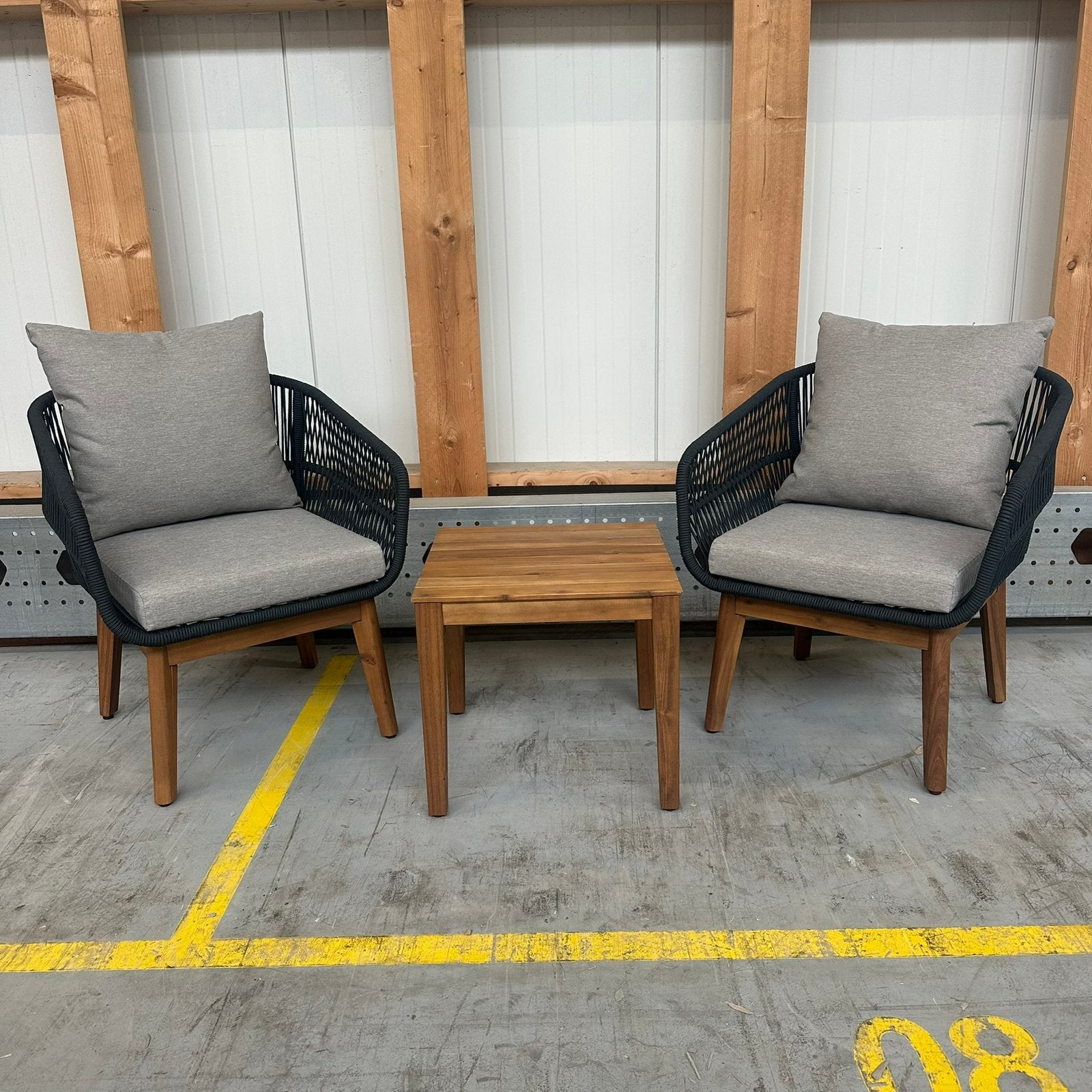 Luxe Bistroset - Balkon Tuinset - 2 Stoelen & 1 Tafel Nieuw, 2 zitplaatsen, Info@ydemanne.nl, Bijzettafel, Hardhout