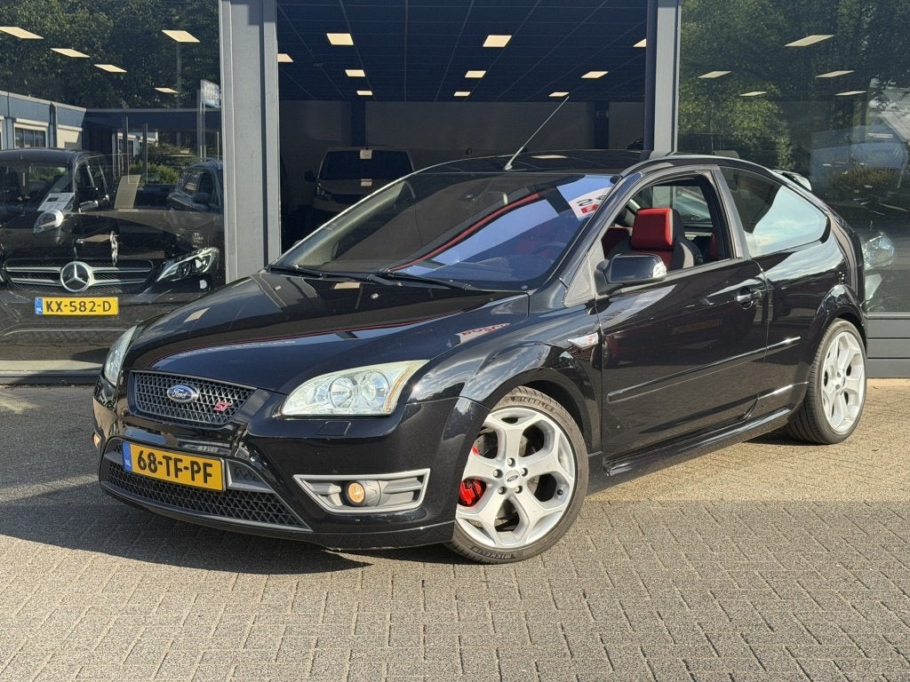 Ford Focus 2.5-20V ST (bj 2006), Auto's, Gebruikt, Bedrijf, Handgeschakeld, 1292 kg