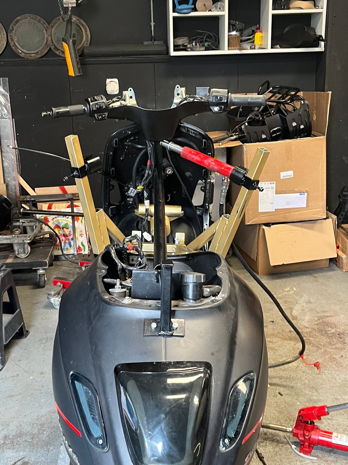 Vespa sprint richten(reparatie onderhoud), Ophalen, Zo goed als nieuw, Benzine, Overige modellen