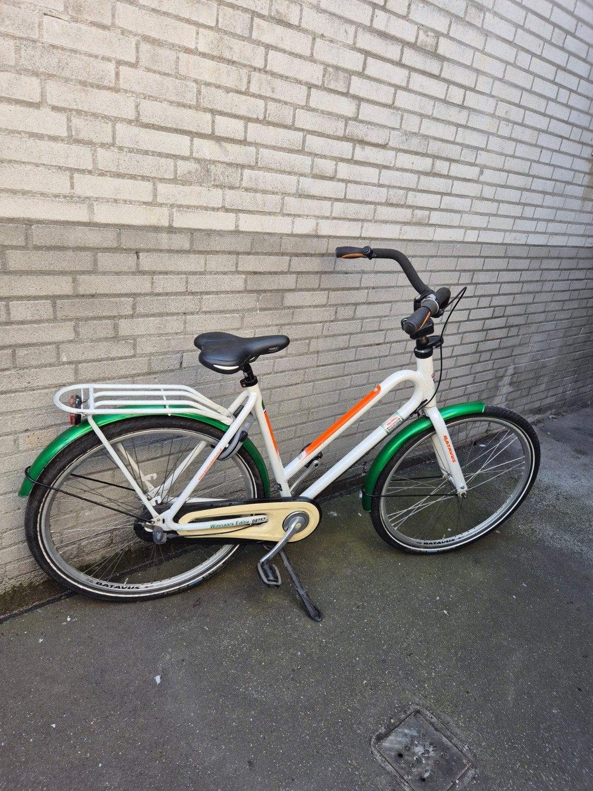 Batavus Damesfiets - Wit/Groen/Oranje, Gebruikt, Velgrem, Versnellingen, Batavus