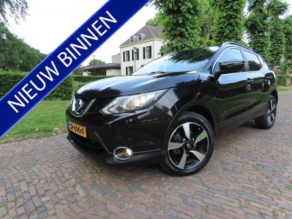 Nissan QASHQAI 1.2 Connect Edition 360 Camera Panoramadak DA, Voorwielaandrijving, Euro 5, Zwart, 4 cilinders