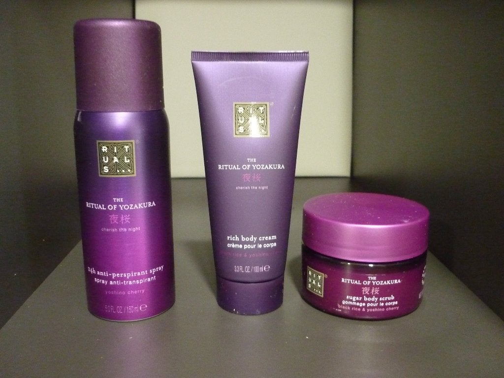 Nieuwe Rituals, Ritual Yozakura set bodycream, scrub, deo, Sieraden, Tassen en Uiterlijk, Uiterlijk | Lichaamsverzorging, Ophalen of Verzenden