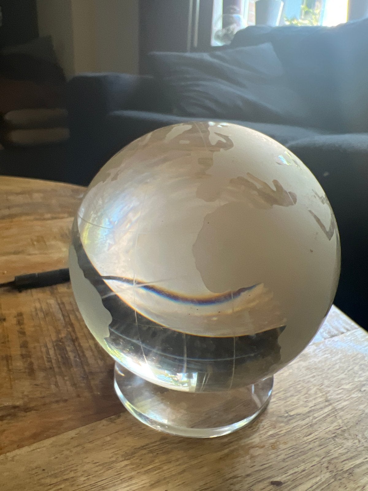 Grote Kristallen wereldbol met standaard, Ophalen of Verzenden, Gebruikt, Glas, Overige typen