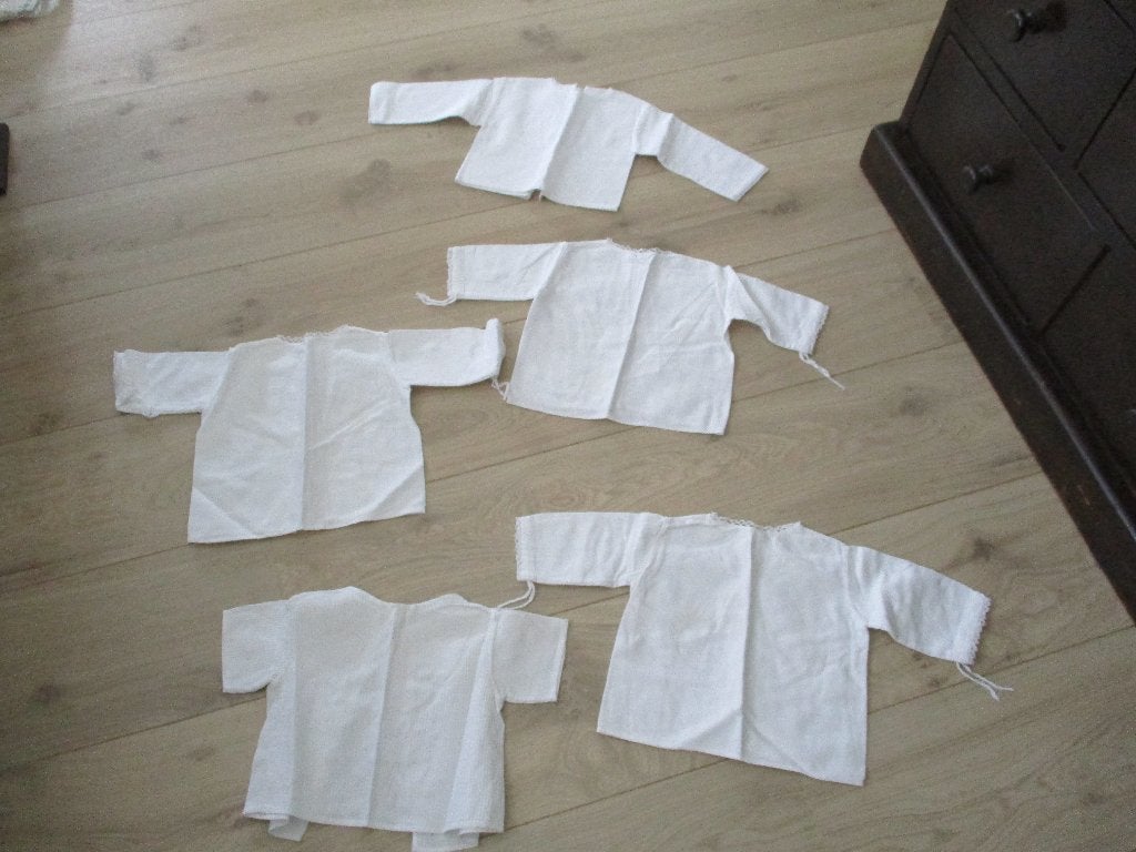 antiek en oude poppen kleertjes, Antiek en Kunst, Antiek | Speelgoed, Verzenden
