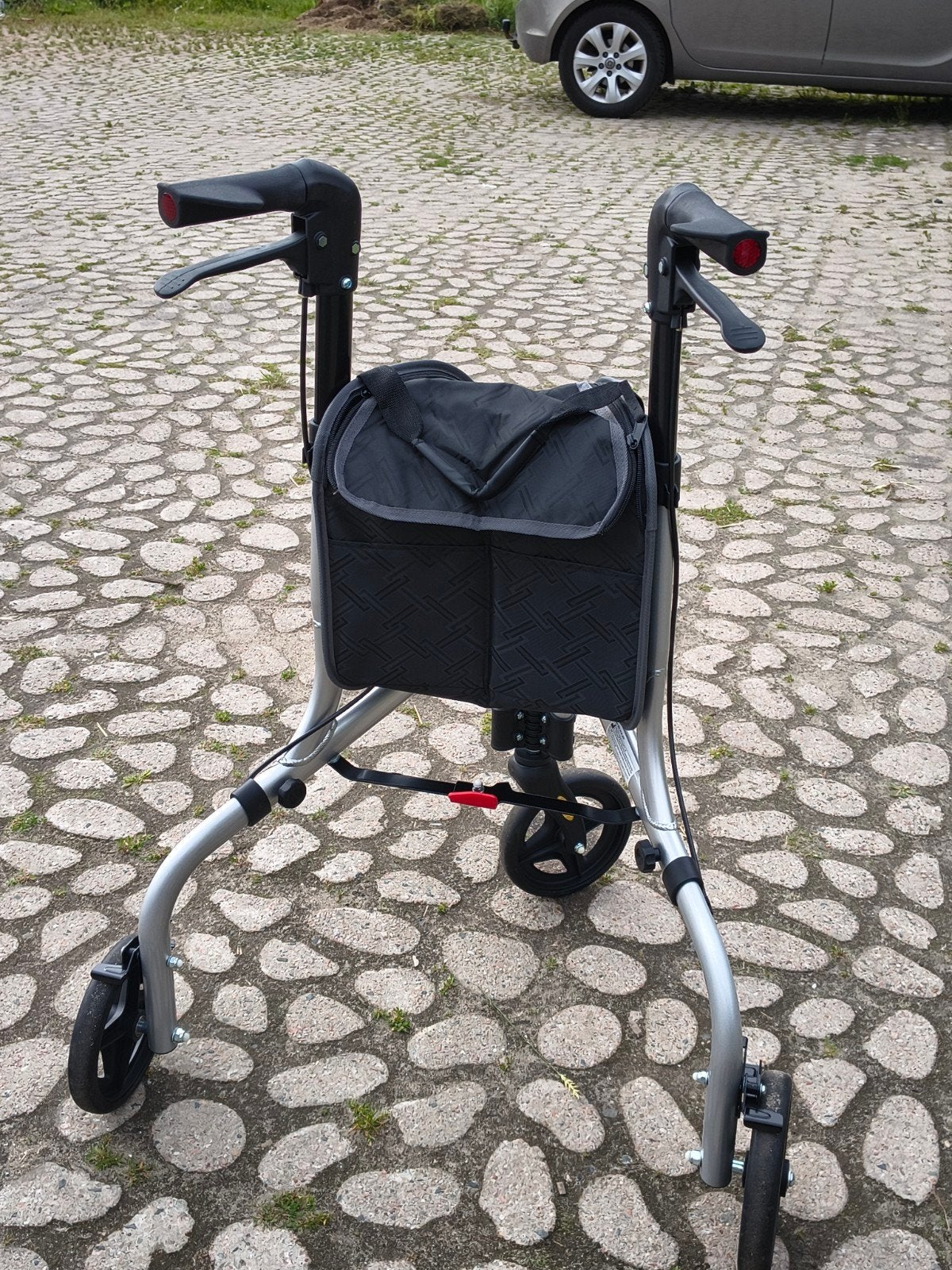 3 wiel rollator niet gebruikt , lichtgewicht opvouwbaar., Diversen, Ophalen