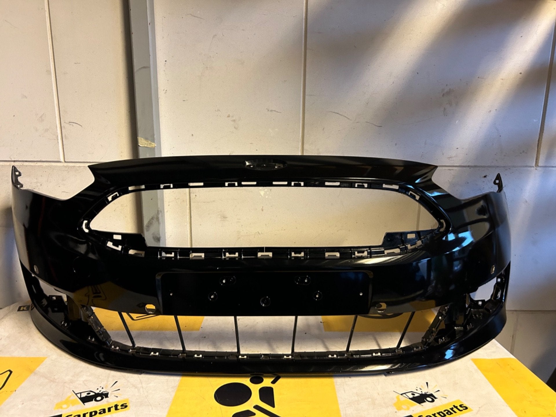 VOORBUMPER FORD C-MAX 2016+ pdc LKN0097A bumper