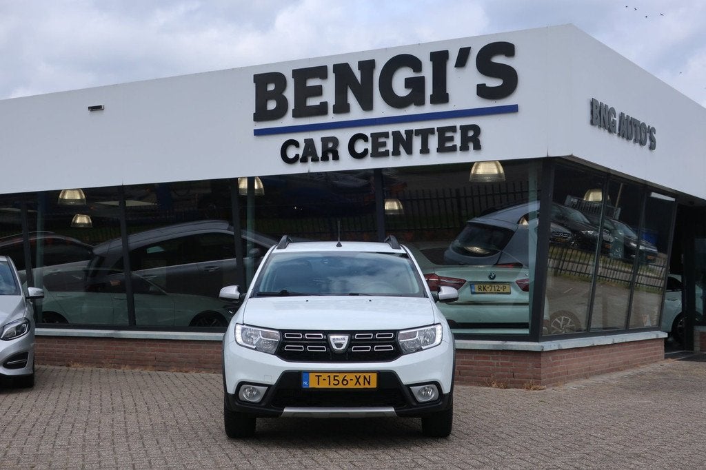 Dacia Sandero 0.9 TCe Tech Road LED_AIRCO_CRUIS_NAVI_PDC_TRE, Auto's, Dacia, Voorwielaandrijving, 898 cc, Stof, Wit