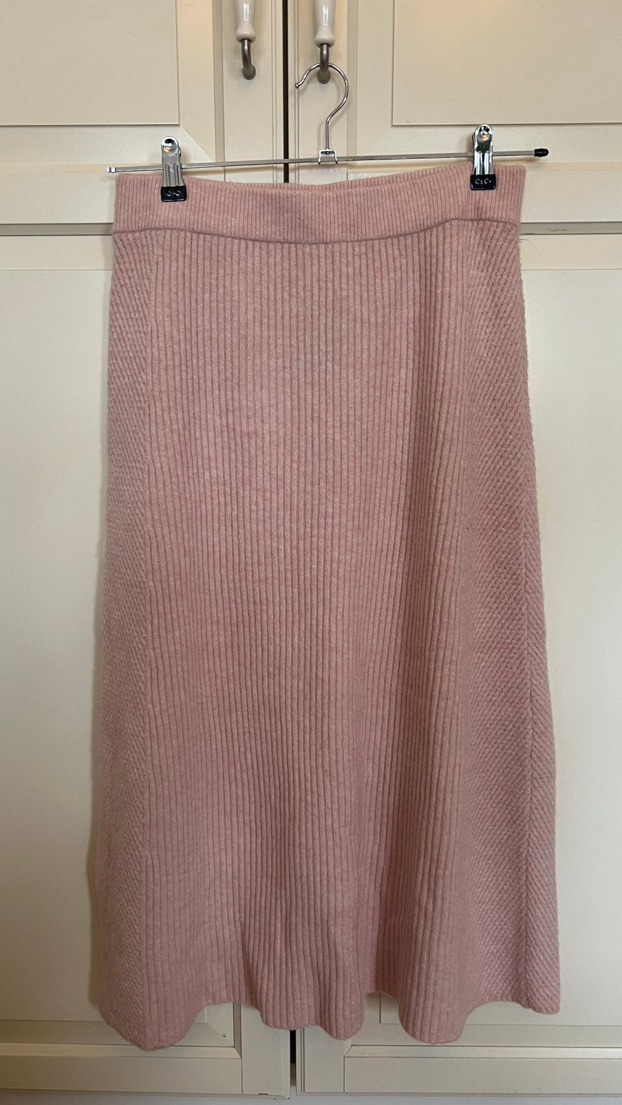Maje Wollen Rok Nieuw! M42, Kleding | Dames, Zwart, Maat 42/44 (L), Ophalen of Verzenden, Zo goed als nieuw