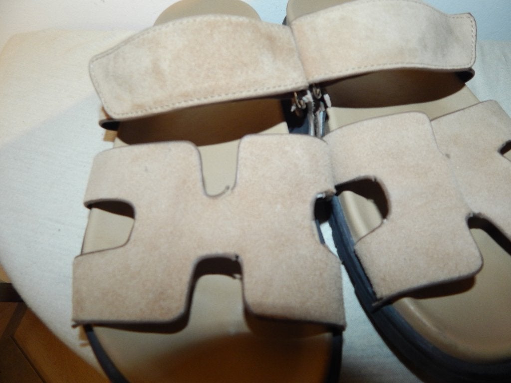 Hermes Chypre leren sandalen bredere banden authentiek 39, Kleding | Dames, Verzenden, Beige, Sandalen of Muiltjes, Gedragen