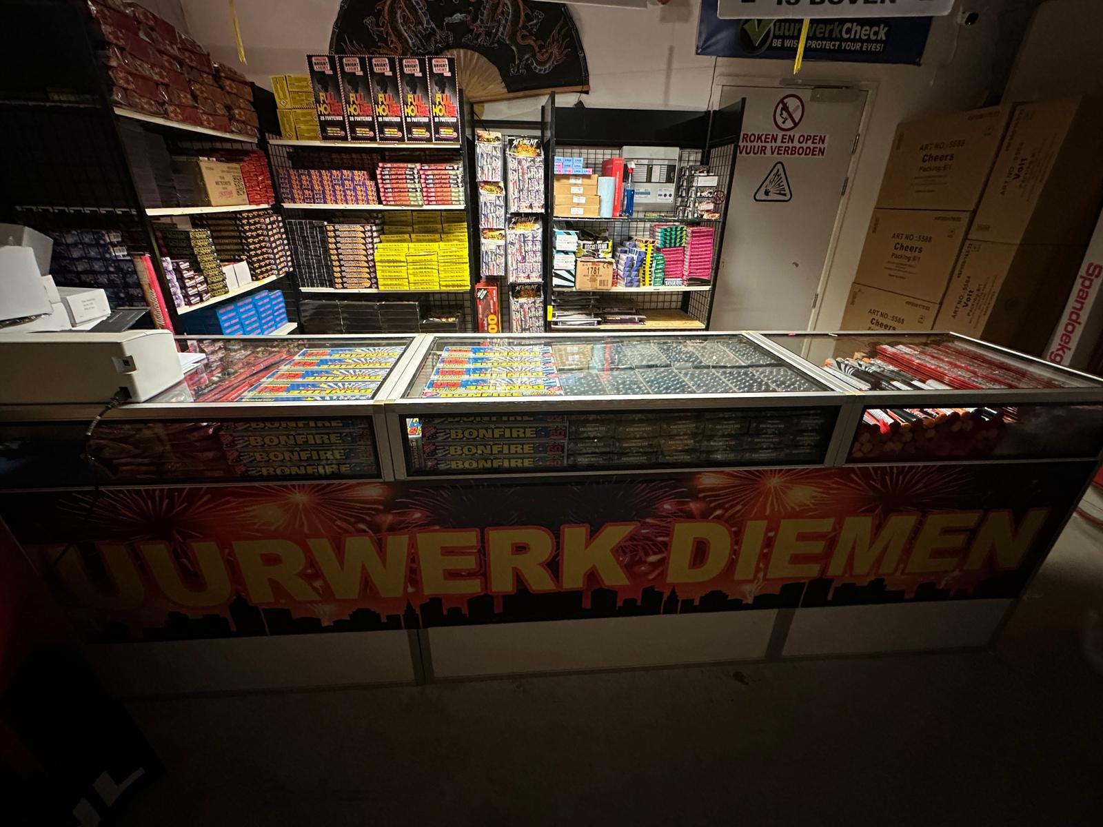 Balie Vitrine, Ophalen, Gebruikt, 100 tot 150 cm, Glas