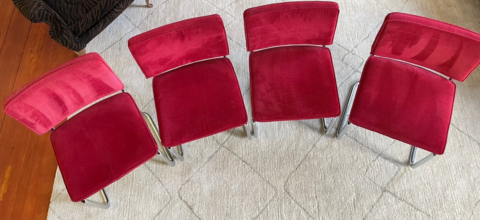 Bruut Ridge Rib rood design eetkamer stoelen, Ophalen, Bruut Ridge, Zo goed als nieuw, Vier