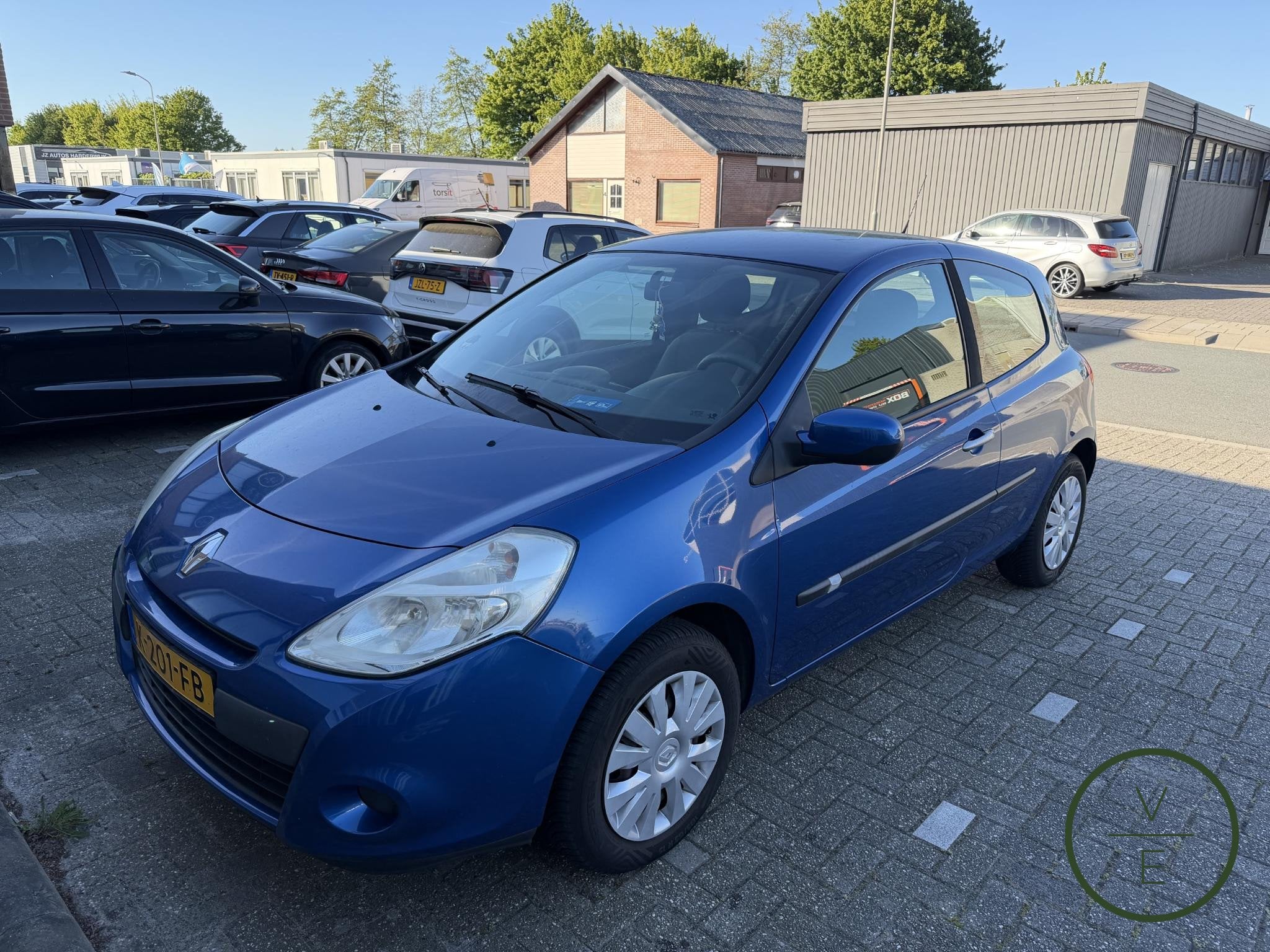 Renault Clio 1.2 Collection | Airco |, Voorwielaandrijving, Euro 5, Zwart, 4 cilinders
