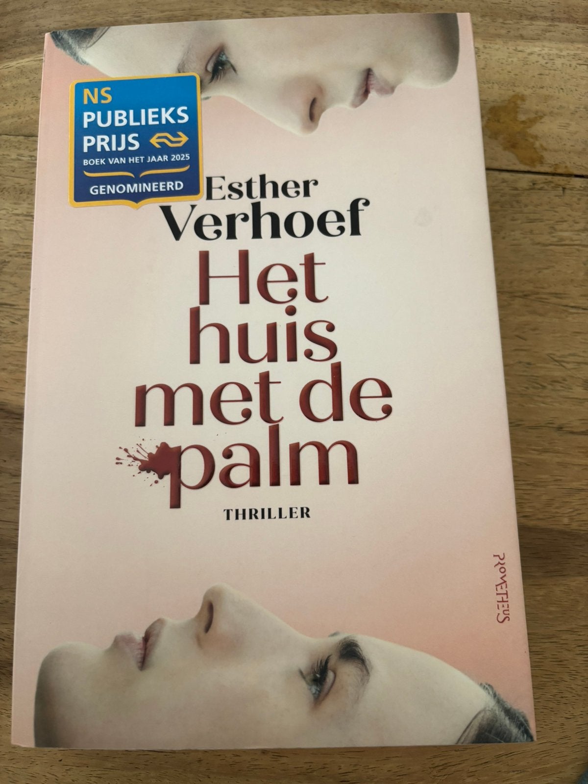 Het huis met de palm, Ophalen of Verzenden, Zo goed als nieuw