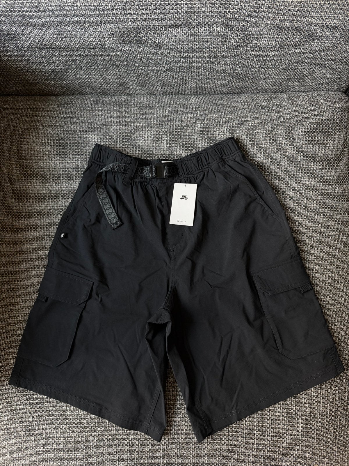 Nike SB Baggy Zwarte Cargo Shorts - Maat S - Nieuw met tags, Kleding | Heren, Ophalen of Verzenden, Nieuw, Maat 46 (S) of kleiner