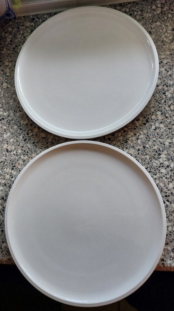 2 grote borden Pizzabord Villeroy & Boch 32 cm wit Artesano, Ophalen of Verzenden, Zo goed als nieuw, Bord(en), Overige stijlen