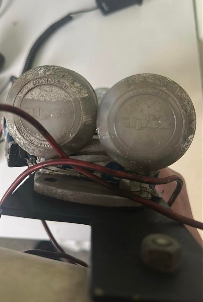 Alpex luchthoorn 12 volt, Ophalen of Verzenden, Gebruikt, Universele onderdelen