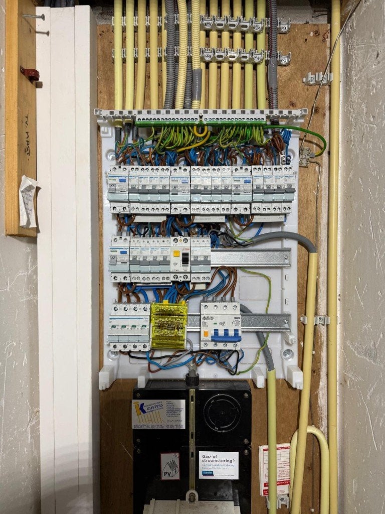 Elektrotechniek  en Beveiliging, 24-uursservice