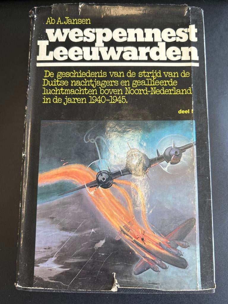 Wespenest Leeuwarden deel 1 - Ab A. Jansen, Ophalen of Verzenden, Tweede Wereldoorlog, Gelezen, Luchtmacht