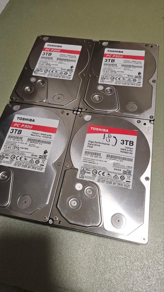 Toshiba 3TB HDD, 4 beschikbaar., Computers en Software, Intern, Toshiba, Ophalen of Verzenden, Zo goed als nieuw
