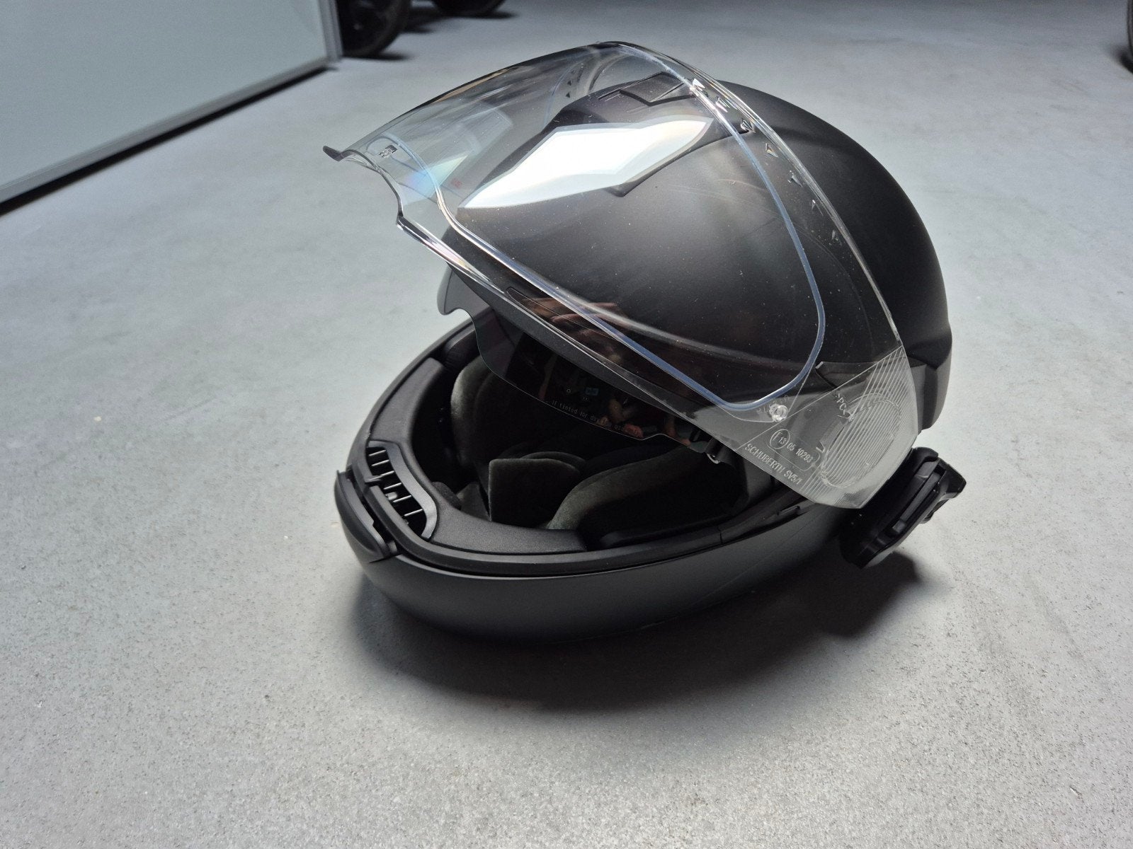 Schuberth C4 Pro Systeemhelm Mat Zwart Maat M/57, M, Systeemhelm, Heren, Tweedehands