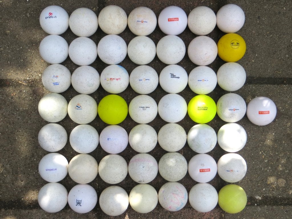 Hockeyballen 50 x Brabo Stag Dita Brabo KNHB bal glad veld, Ophalen of Verzenden, Gebruikt, Bal
