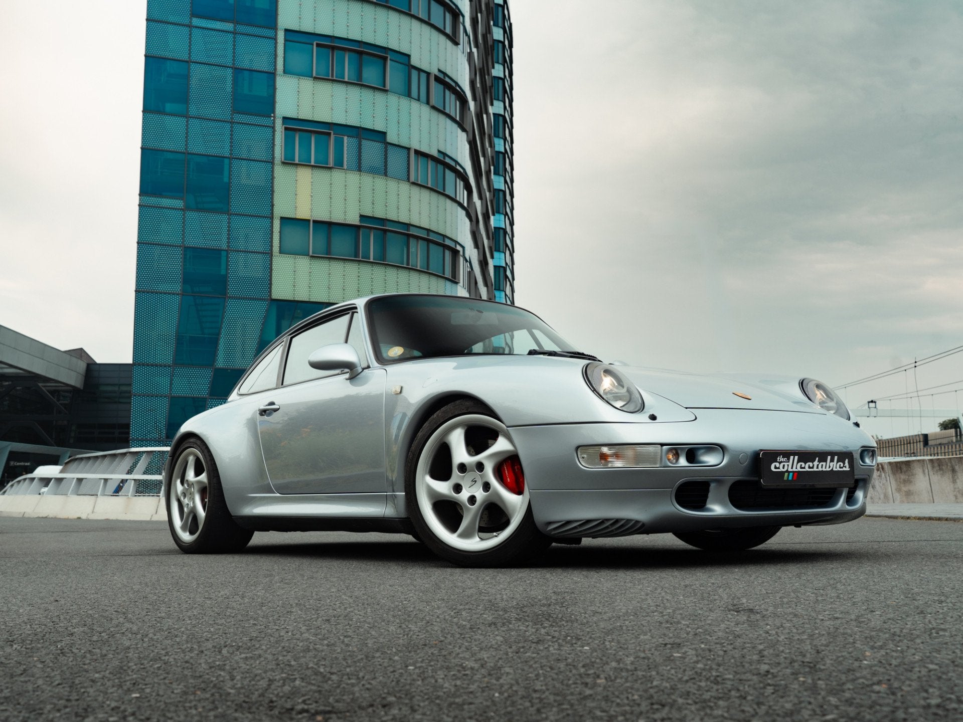 Porsche 911 993 Carrera 4S Coupé (bj 1997), Auto's, Oldtimers, Zwart, 4 stoelen, Bedrijf, 286 pk