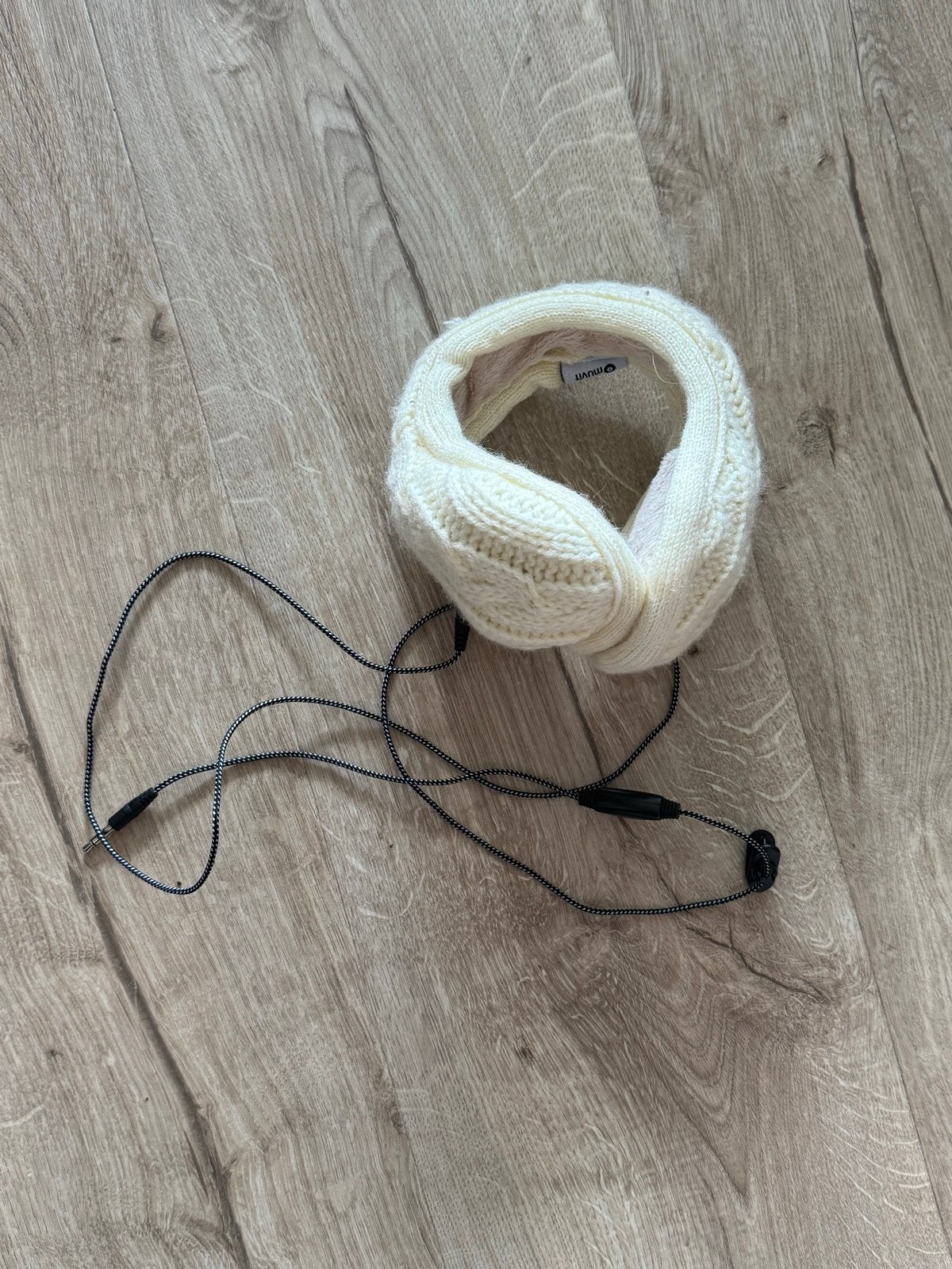 Oorwarmer koptelefoon met 3,5 mm jack en volumeregeling, Overige merken, Gebruikt, Ophalen of Verzenden, Wit
