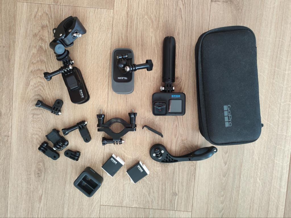 GoPro Hero 11 Black + 2 Enduro batteries met accessoires, Audio, Tv en Foto, Actiecamera's, Zo goed als nieuw, GoPro, Ophalen of Verzenden