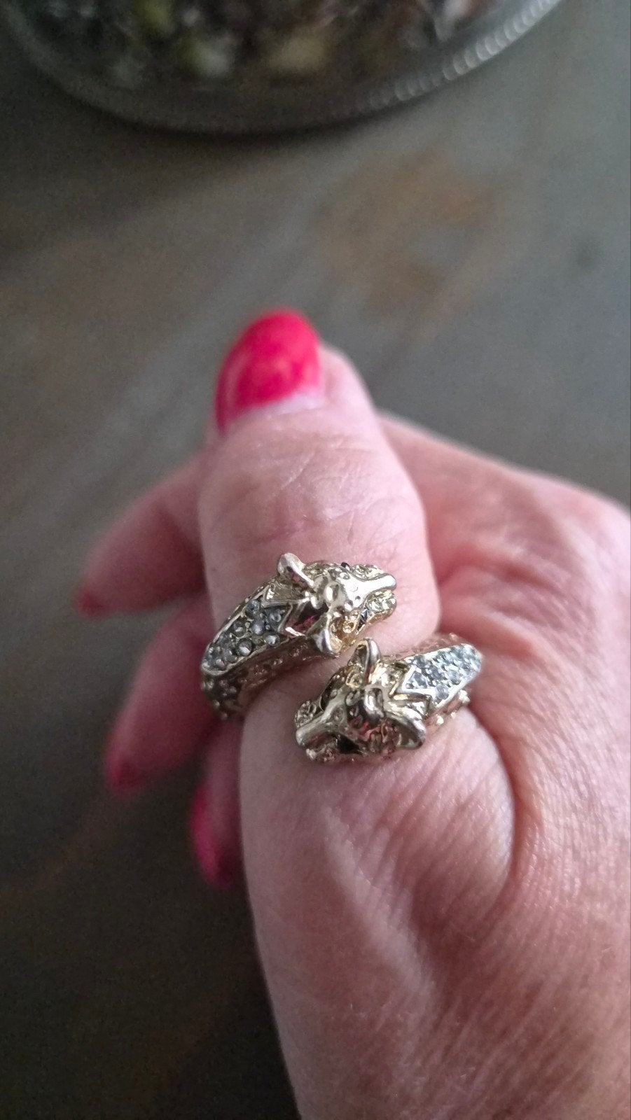 Goudkleurige ring panters met zirkonia, Met strass, Nieuw, Ophalen of Verzenden, Dame