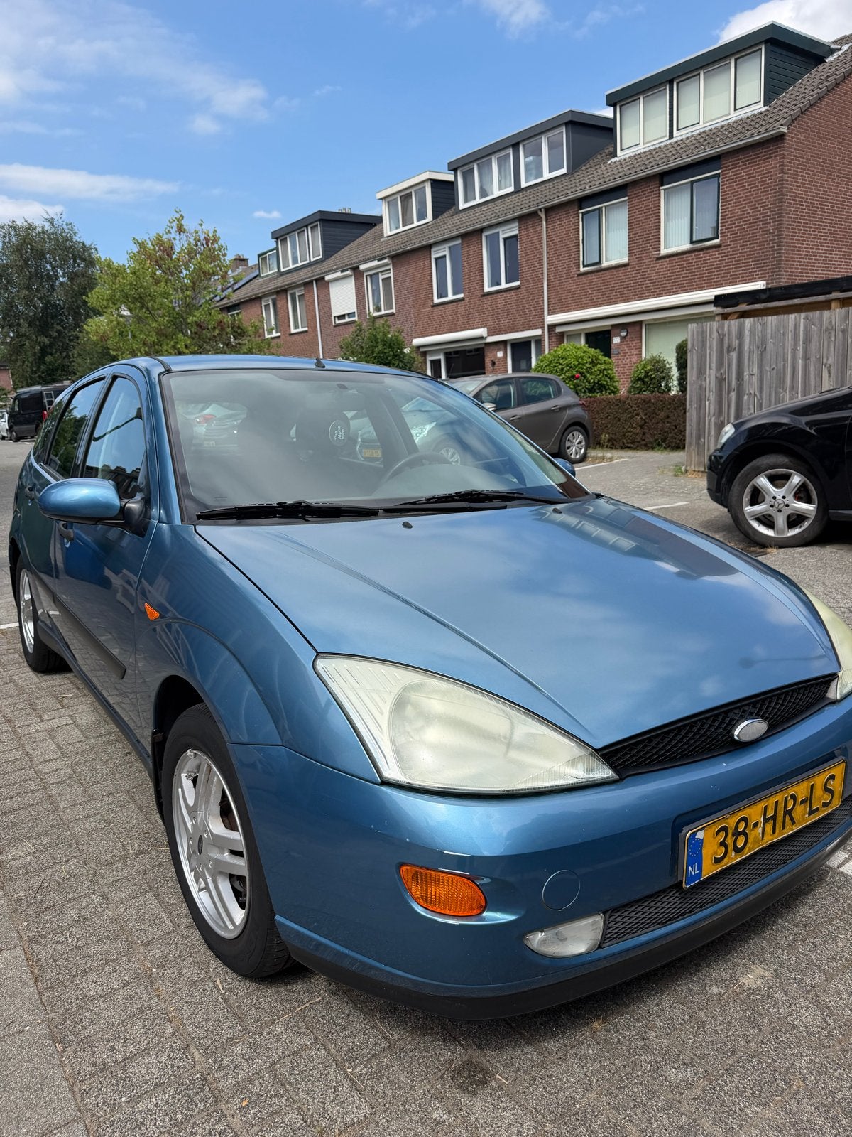 Ford Focus 1.6 16V Trend 5D | 142.000 km | Airco | APK | NAP, 1596 cc, 4 cilinders, Blauw, 1200 kg