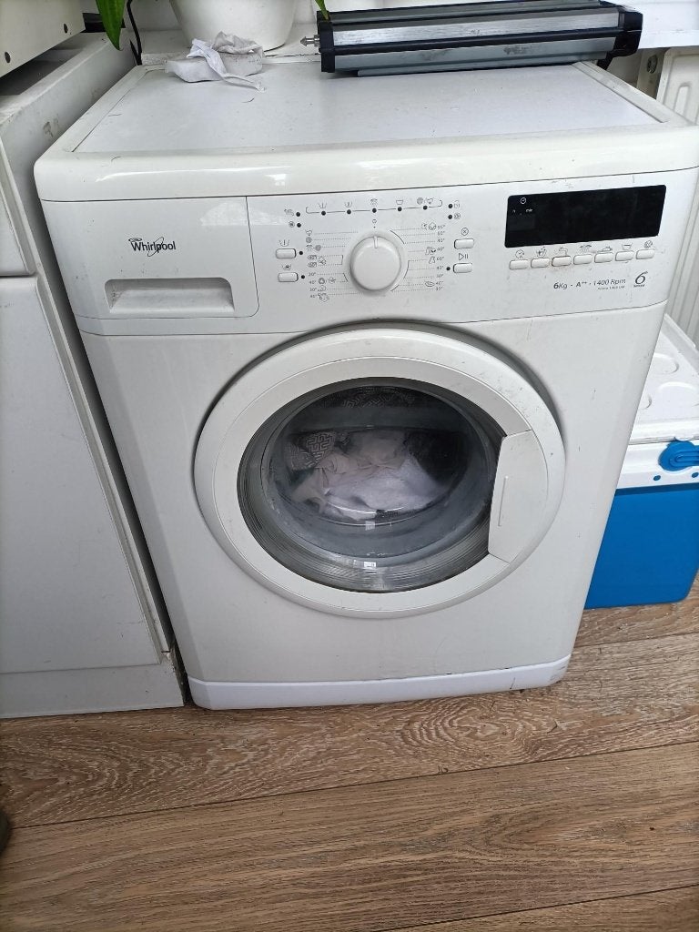 2e hands wasmachine (werkt nog goed), Witgoed en Apparatuur, Ophalen, Gebruikt, Voorlader, 85 tot 90 cm