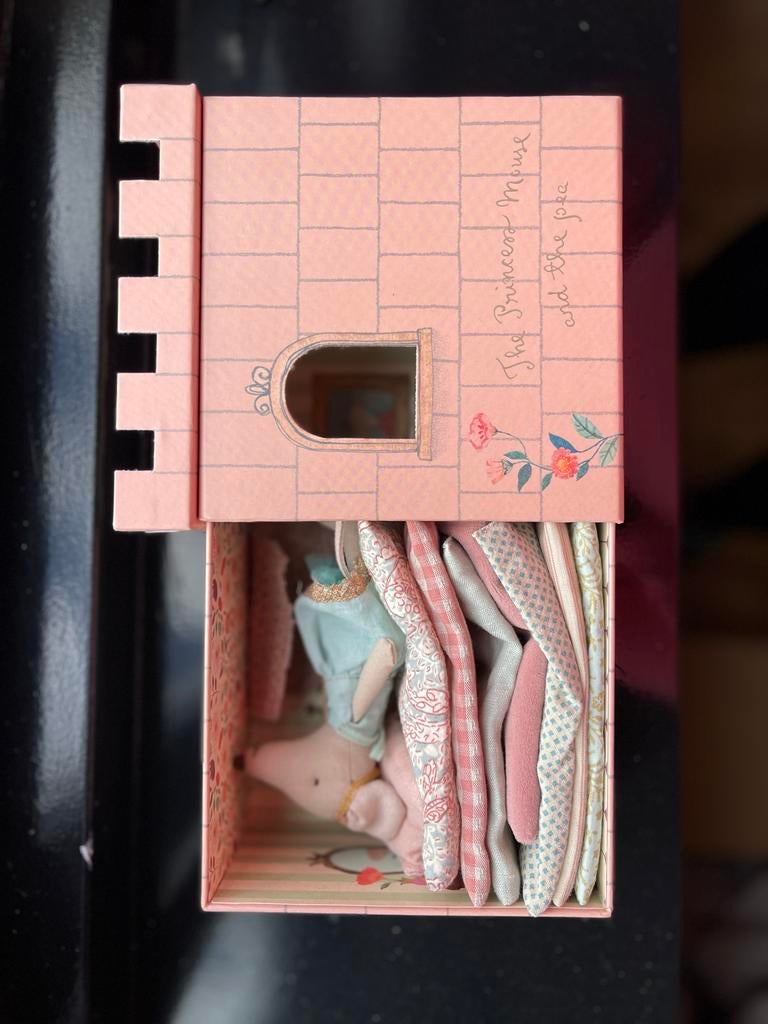 Maileg Prinses op de Erwt Muis - Oude Collectie, Kinderen en Baby's, Ophalen of Verzenden, Zo goed als nieuw, Meisje